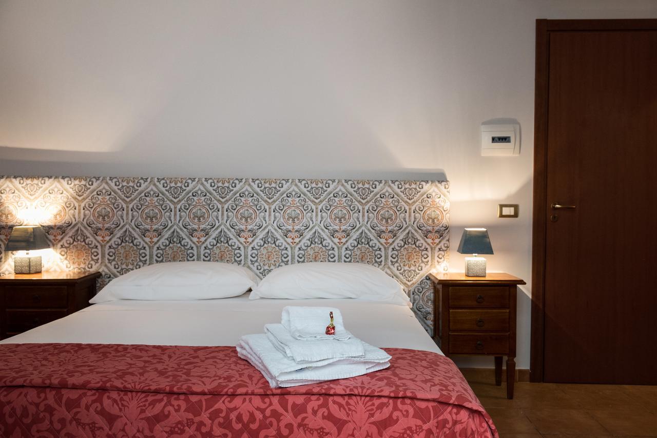 Cabrera House Bed & Breakfast Поцало Екстериор снимка