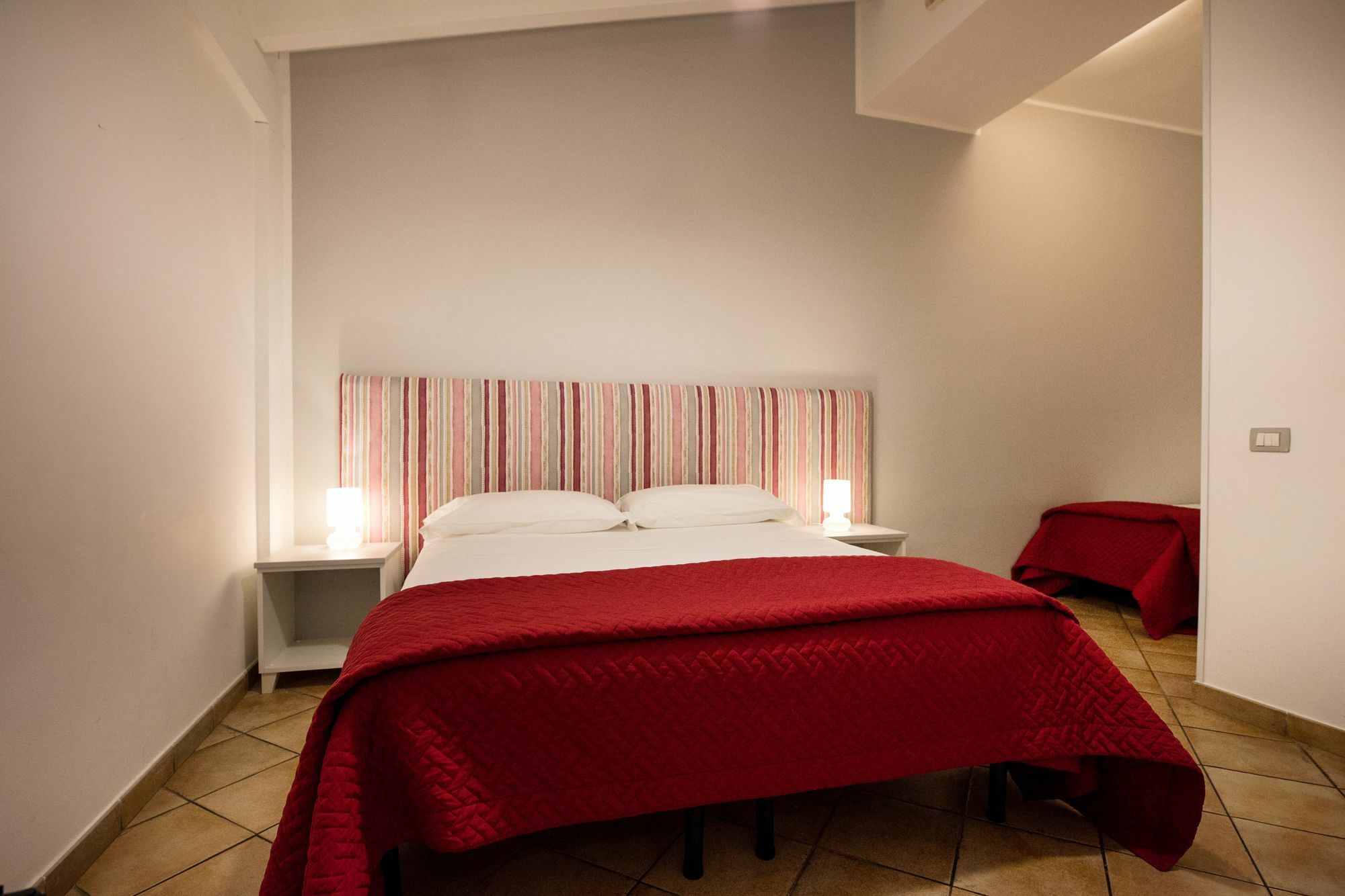 Cabrera House Bed & Breakfast Поцало Екстериор снимка