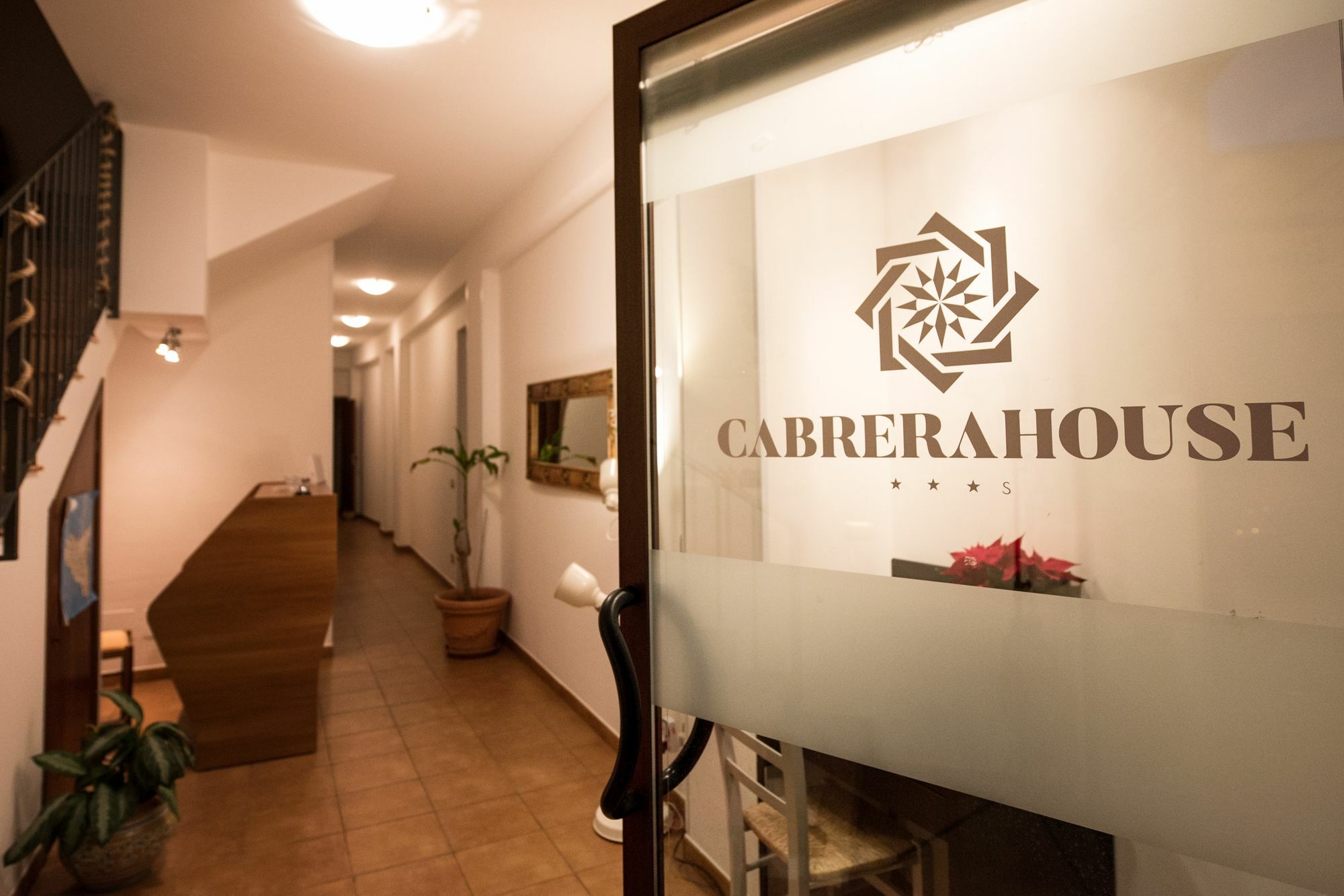 Cabrera House Bed & Breakfast Поцало Екстериор снимка